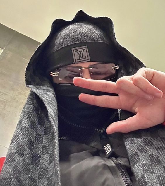 LV